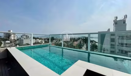 Casa 3 Dormitórios com Piscina