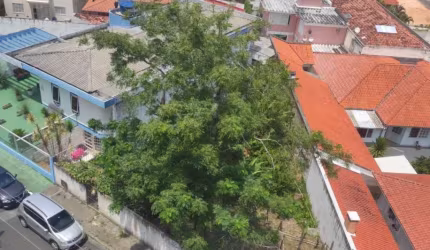Terreno 322m²