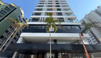 Apartamento 2 Quartos com 2 Suítes e 75m² - Balneário do Estreito