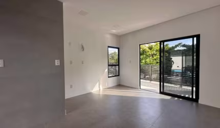 Casa 3 Quartos com Piscina - Itaguaçu