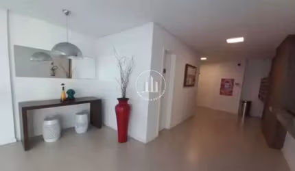 Apartamento 2 Quartos com 1 Suíte e 65m² - Centro