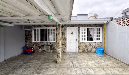 Casa com 2 quartos, semi-mobiliada no Parque da Fonte, São José dos Pinhais, PR