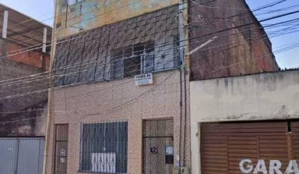Casa 2/4 à venda na Ribeira