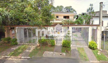 Casa com 4 Quartos e 5 banheiros à Venda, 261 m² por R$ 1.272.000