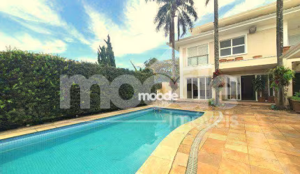 Casa à Venda com 04 quartos com piscina e quadra poliesportiva no Parque dos Príncipes