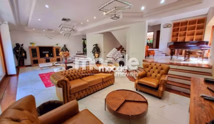 Sobrado com 4 Quartos à venda, 810 m² por R$ 7.990.000 - Jardim Guedala - São Paulo/SP