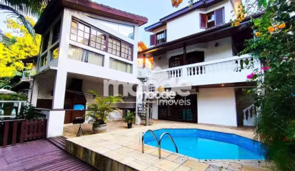 Casa em condomínio com 4 quartos à venda, 318 m² - Chácara Pavoeiro - Cotia/SP
