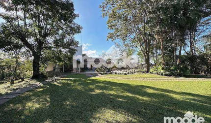 Casa com 3 Quartos à venda, 434 m² por R$ 2.900.000 - Chácara dos Junqueiras - Carapicuíba/SP