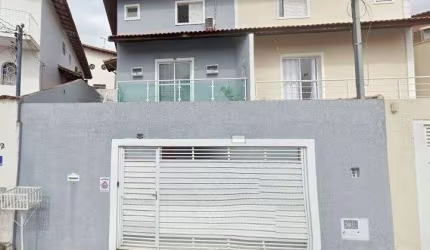 Casa com 2 Quartos para alugar, 180 m² por R$ 3.121/mês - Parque São George - Cotia/SP
