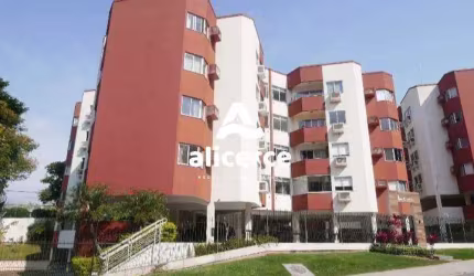 Amplo Apartamento de 3 dormitórios sendo uma suíte no Itacorubi