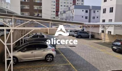 Apartamento à venda com 2 quartos , 56m² em Jardim Janaína Biguaçu