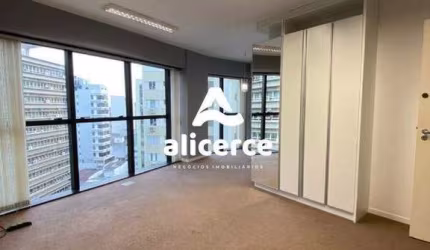 Sala à venda com , 33m² em Centro Florianópolis