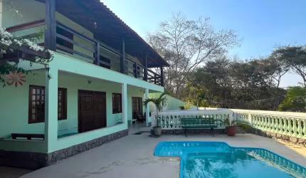 C91 - Em bairro nobre, linda vista, próximo do centro e com 4 quartos