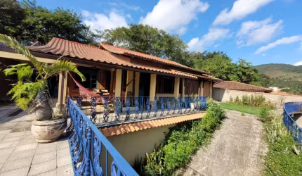 Casa com 4 quartos à venda - Localização espetacular