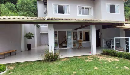 Casa de 4 Suítes em Domingos Martins