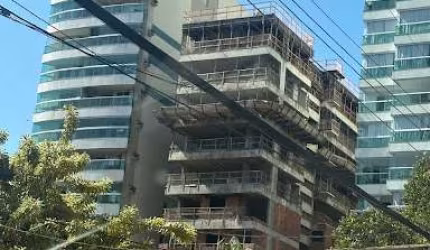 Apartamento com 3 dormitórios à venda, 98 m² por R$ 1.850.000 - Praia da Costa - Parque das Castanheiras
