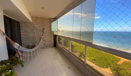 Imagine acordar todos os dias com essa vista incrível! Apartamento de 300m², um por andar, com 4 quartos e 3 suítes na Praia da Costa.