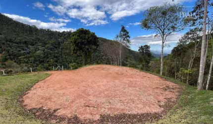 Terreno à venda, 1800 m² por R$ 330.000 - Circuito Caravaggio - Santa Teresa/ES