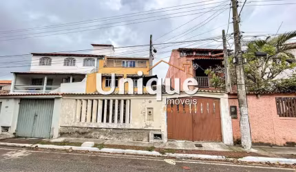 Triplex, 280m2, Braga - Cabo Frio, à venda por R$ 650.000,00