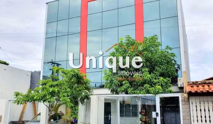 Prédio Comercial em Cabo Frio