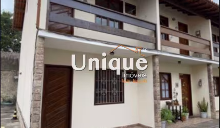 Casa duplex no Jardim Flamboyant à venda por R$ 310.000,00