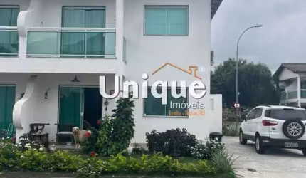 Casa com 3 quartos em condomínio nas Palmeiras, à venda por R$735.000,00.