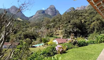 Chácara / sítio com 5 quartos à venda na Estrada Mulheres de Pedra, --, Vargem Grande, Teresópolis por R$ 2.250.000