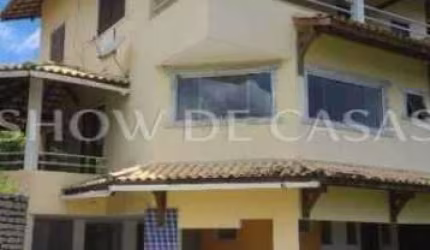 Casa em condomínio fechado com 5 quartos à venda na Estrada Washington Luís, --, Sapê, Niterói por R$ 950.000