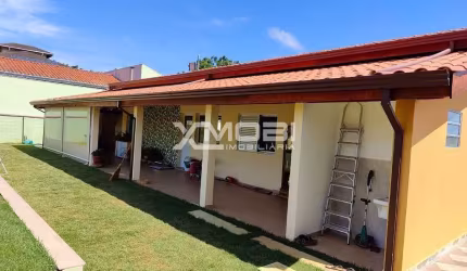 Casa com 3 dormitórios à venda, 237 m² por R$ 1.750.000 - Jardim Caxambu - Jundiaí/SP