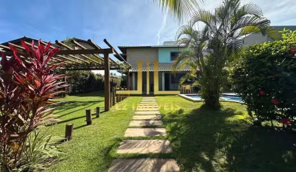 CASA LUXUOSA - 5 SUÍTES - VISTA MAR - PORTEIRA FECHADA -  GUARAJUBA