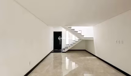 Casa 3 quartos - Aeroporto