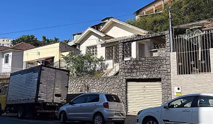 Casa 3 quartos - Santa Catarina