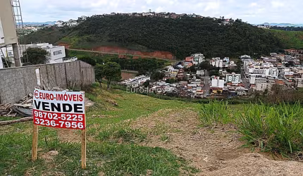 Condomínio Spina Ville