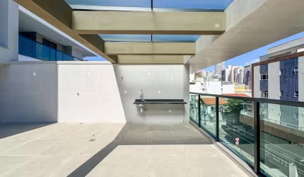 Matteo Residence