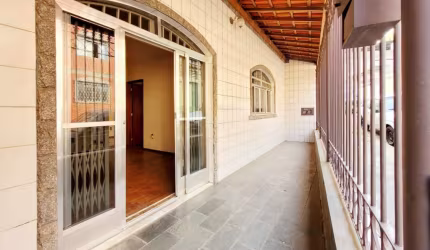 Casa 4 quartos - Lourdes