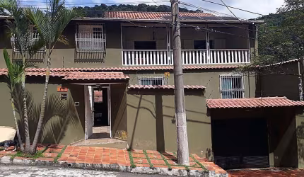 Casa 6 quartos - Vale do Ipê