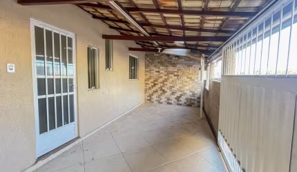 Casa 2 quartos - Caiçaras