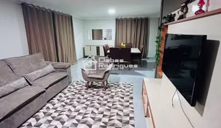 Vende Casa Espaçosa em Santa Mônica - Guarapari