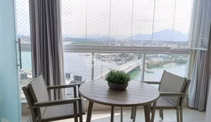 Apartamento à venda em Guarapari - Centro decorado.