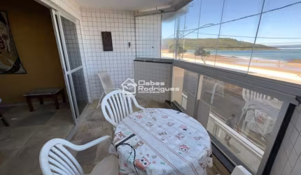 Apartamento à venda  Frente para o mar em Guarapari
