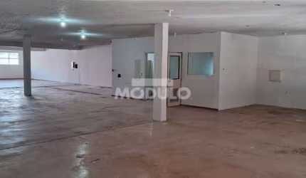 Prédio comercial para locação no bairro Nossa Senhora Aparecida