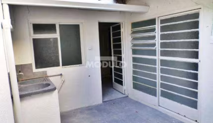 Apartamento para locação no Centro