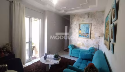APARTAMENTO à venda, 2 quartos, 1 suíte, 1 vaga, JARDIM PATRICIA - Uberlândia/MG