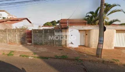 Àrea Comercial para aluguel no Bairro Jardim Patrícia