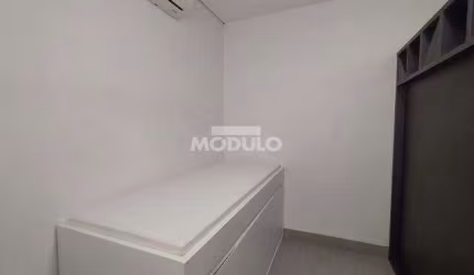 Sala comercial para locação no bairro Osvaldo Rezende