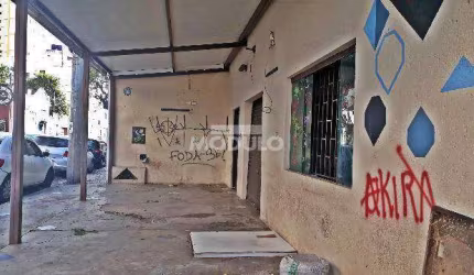 Casa comercial para locação no Centro