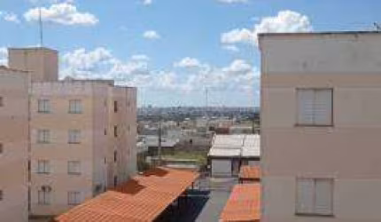 APARTAMENTO à venda, 2 quartos, 1 suíte, 1 vaga, Laranjeiras - Uberlândia/MG