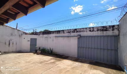 CASA RESIDENCIAL à venda, 2 quartos, 1 suíte, 5 vagas, Granada - Uberlândia/MG