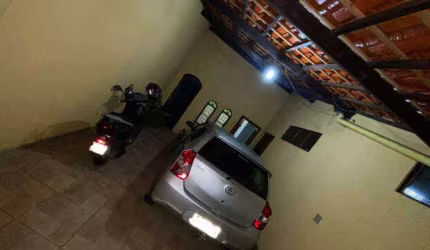 CASA RESIDENCIAL à venda, 3 quartos, 2 suítes, Granada - Uberlândia/MG