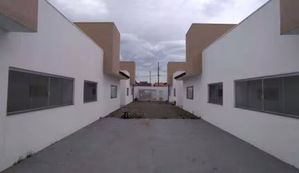 CASA DE CONDOMÍNIO à venda, 2 quartos, 1 vaga, Shopping Park - Uberlândia/MG